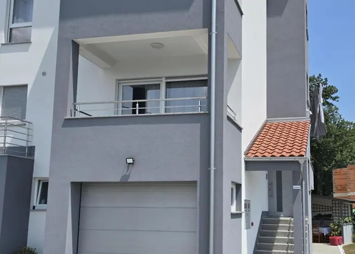 Sanja Homestay szállás *